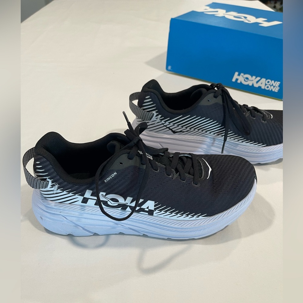 HOKA One One | Rincon 2 Running Shoe | Black | 8